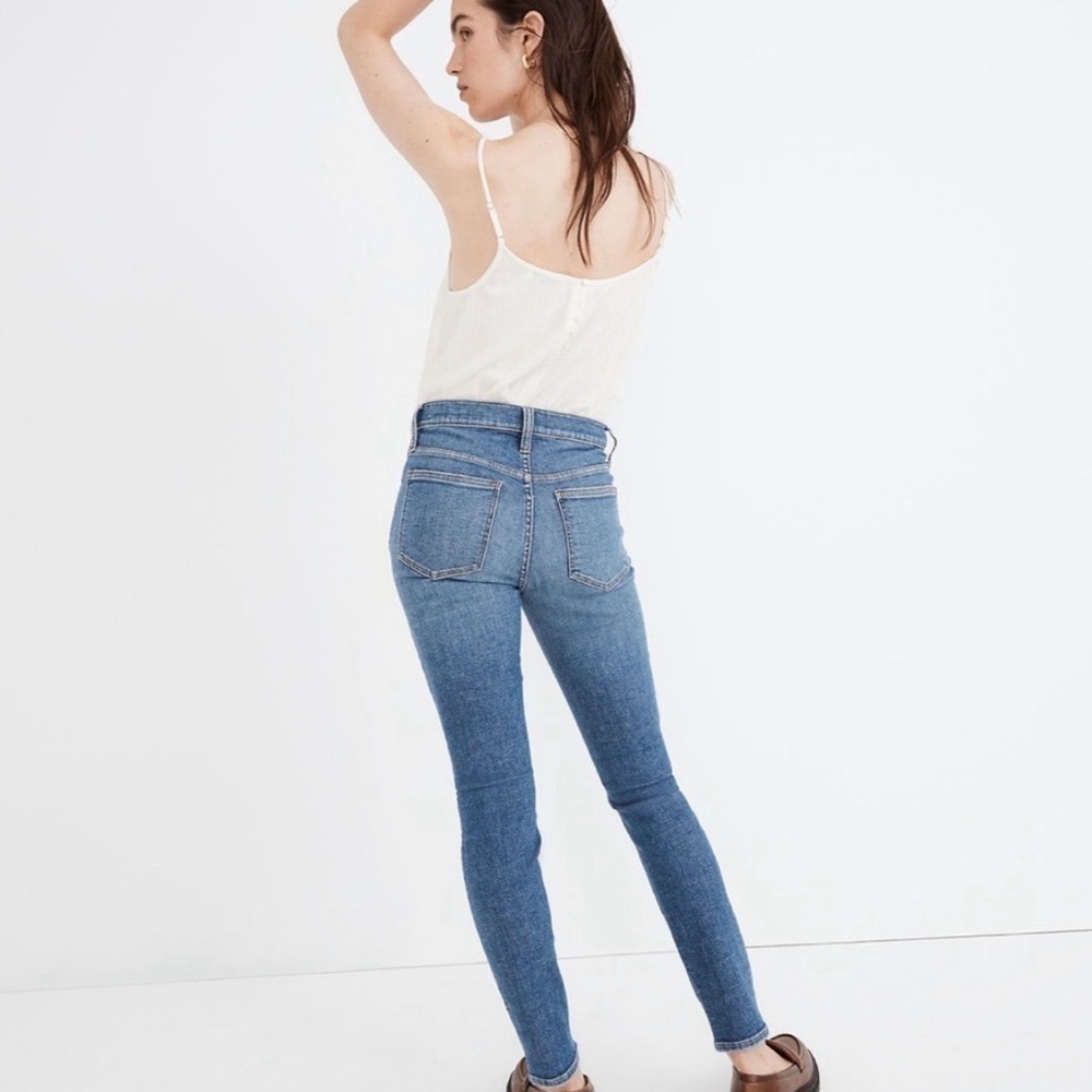 Madewell Mid Rise Skinny Jeans - Picture 4 of 12